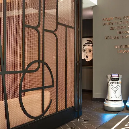 Hotel Emc2, Autograph Collection 4*
