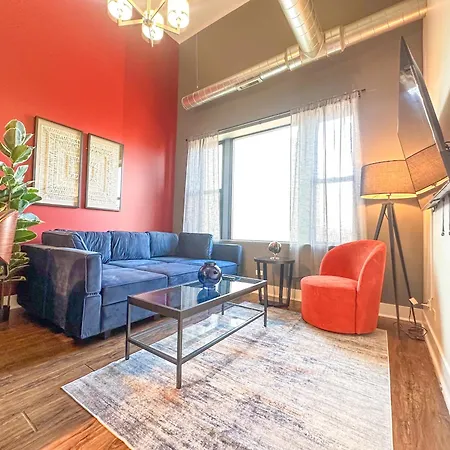 Apartment Cozy 420-friendly 3br Modern With Optional Parking Near Mccormick Place, Museum Campus And Soldier Field *