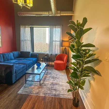 Cozy 420-friendly 3br Modern With Optional Parking Near Mccormick Place, Museum Campus And Soldier Field