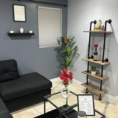 Experience Elegance At Paramount Apartment Chicago