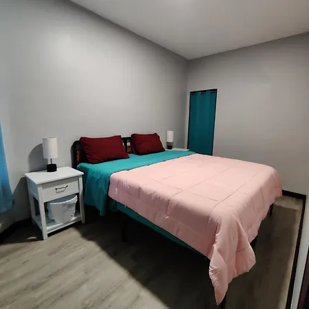 Lightning Apartment's Respectful Area With The Visitors Apartment Chicago