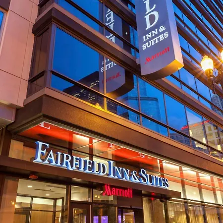 Fairfield And Downtown-river North 3*