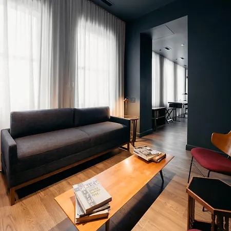 The Robey, Chicago, A Member Of Design 4*