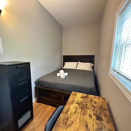 Homestay Wonderful Close To Downtown - Free Parking Chicago