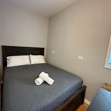 Wonderful Close To Downtown - Free Parking *