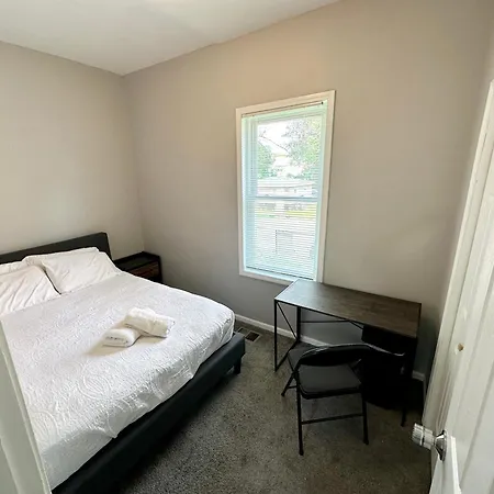 Homestay Wonderful Close To Downtown - Free Parking *