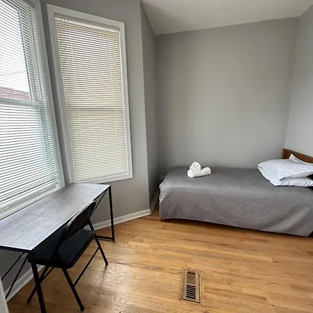 Wonderful Close To Downtown - Free Parking *