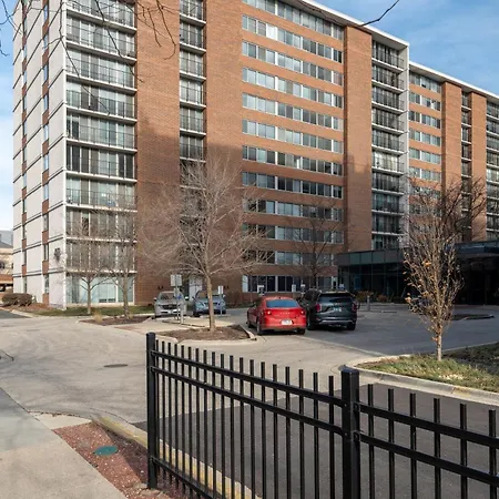 Apartment Flexhome Medical District 1br With Parking, Pool, Gym, Amenities Galore - Chi29 Chicago