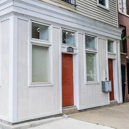 Apartment Spacious And Modern 3bd 2ba Home- Garage Parking!