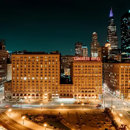 Congress Plaza Hotel 3*