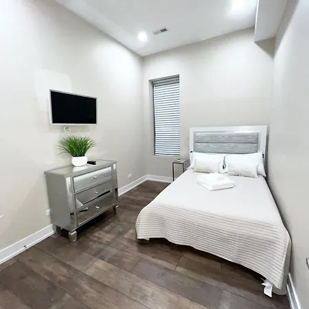 Apartment Luxury 3 Bedroom In Bronzeville