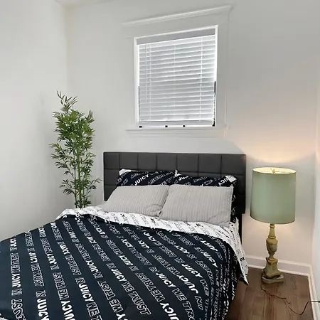 Apartment Comfy Flat By Foster Beach Uptown Downtown