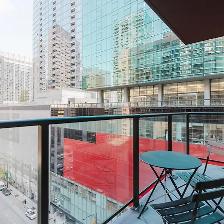 Blueground River North Balcony Pool Nr Pier Chi-1147 Apartment Chicago