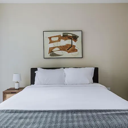 Apartment Blueground River North 2bd Chi-1114 Chicago
