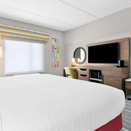 Hampton & Medical District Uic Hotel 3*