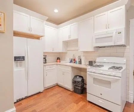 Chic & Cozy 4br In Lakeview Near Wrigley Field *