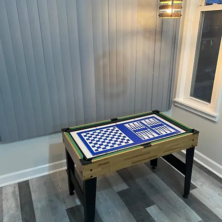 Stylish 3bedroom Aparment W Games & Free Parking Apartment *