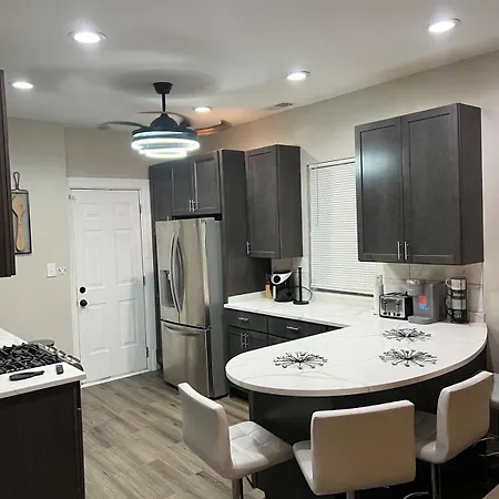 Apartment Chic Retreat