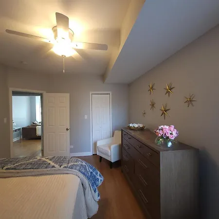 Beautiful Big 3 Bedroom Quiet Near Downtown
