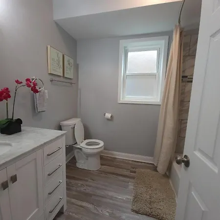 Apartment Beautiful Big 3 Bedroom Quiet Near Downtown Chicago