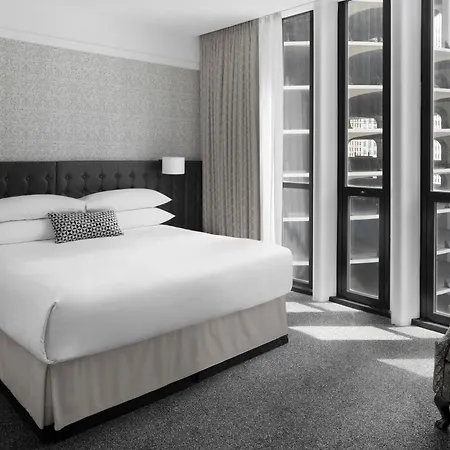 Downtown, Autograph Collection 4* Chicago