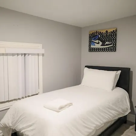 Gorgeous 4bdr In Chicago,15mins From Dwtn