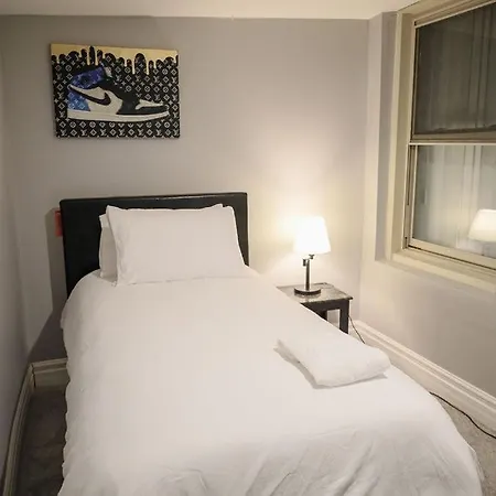 Gorgeous 4bdr In Chicago,15mins From Dwtn Apartment *