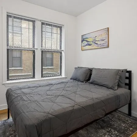 Modern 3br Retreat Hyde Park Comfort & Style Apartment *