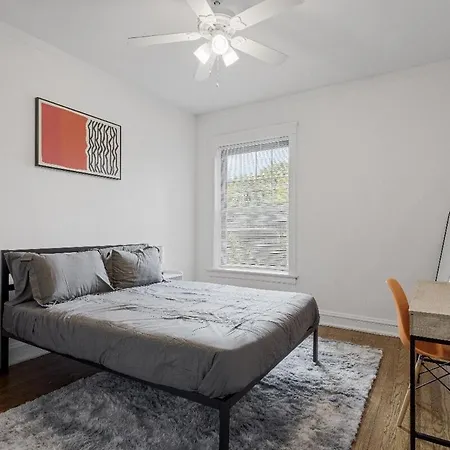 Charming 3br Escape In The Heart Of Hyde Park Apartment