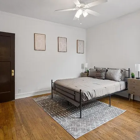 Charming 3br Escape In The Heart Of Hyde Park Apartment *
