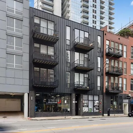 Apartment River North With Balcony Chicago