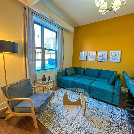 Apartment Spacious 420 Friendly 3br In South Loop Near Mccormick Place, Grant Park And Soldier Field With Optional Parking