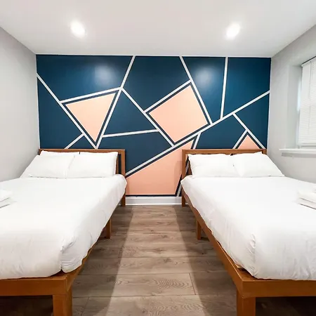 Stylish Sleeps 6 1 Free Parking Apartment Chicago