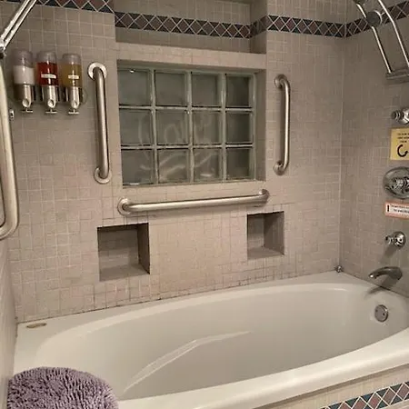Bed & Breakfast Ray's Bucktown 3*