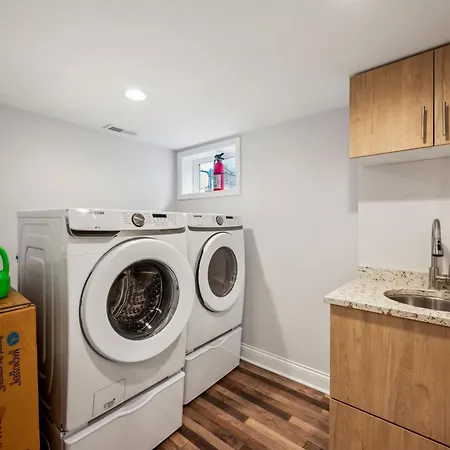 Charming Belmont Heights Oasis