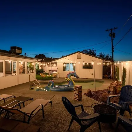 Holiday home Boho Scottsdale Oasis Pool Hot Tub Chicago