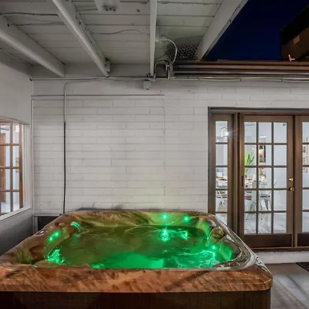 Boho Scottsdale Oasis Pool Hot Tub * Chicago