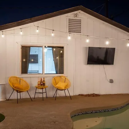 Boho Scottsdale Oasis Pool Hot Tub Holiday home