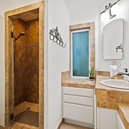 Holiday home Boho Scottsdale Oasis Pool Hot Tub *