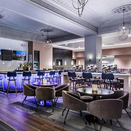 Cambria Loop - Theatre District Hotel