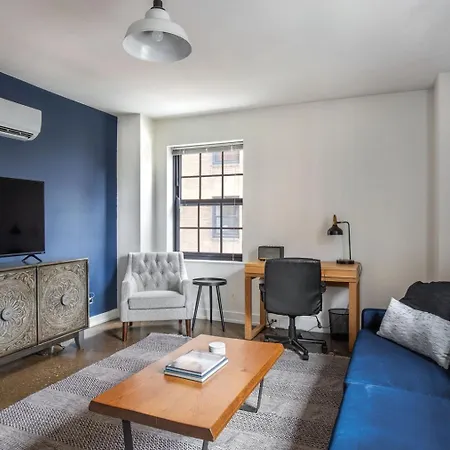 Uptown 1br W Gym Indoor Pool Nr L Red Line Chi-974 Chicago
