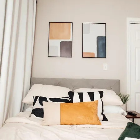 Modern Luxury 3 Bedroom In Lovely
