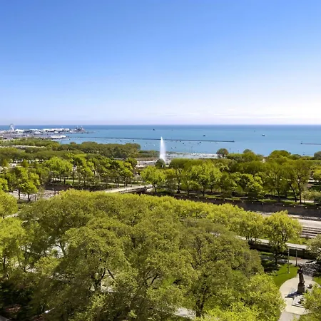 The Blackstone, Autograph Collection Hotel 4*