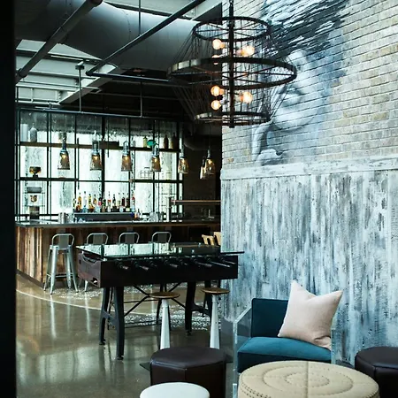 Hotel Renaissance Downtown