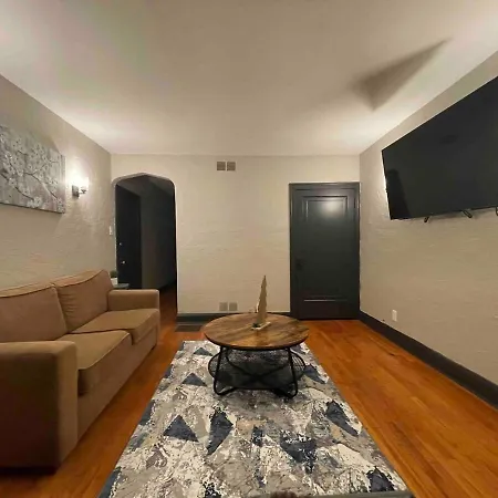 Modern 1br Outdoor Space & Cozy Vibes