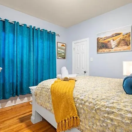 Apartment New Luxurious 5bd-2ba Duplex-free Wine-2car Parking Chicago