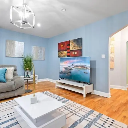 Apartment New Luxurious 5bd-2ba Duplex-free Wine-2car Parking *