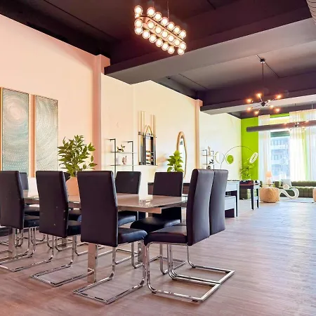 Apartment Spacious 6br Good For Groups And Sleeps 12 Near Chinatown, Mccormick & Lakefront *