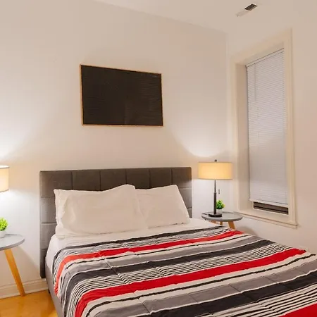 Stylish 4br In Hyde Park, Steps From Uchicago Apartment *