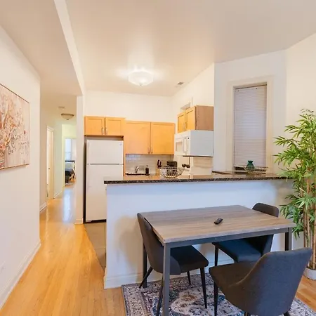 Apartment Stylish 4br In Hyde Park, Steps From Uchicago